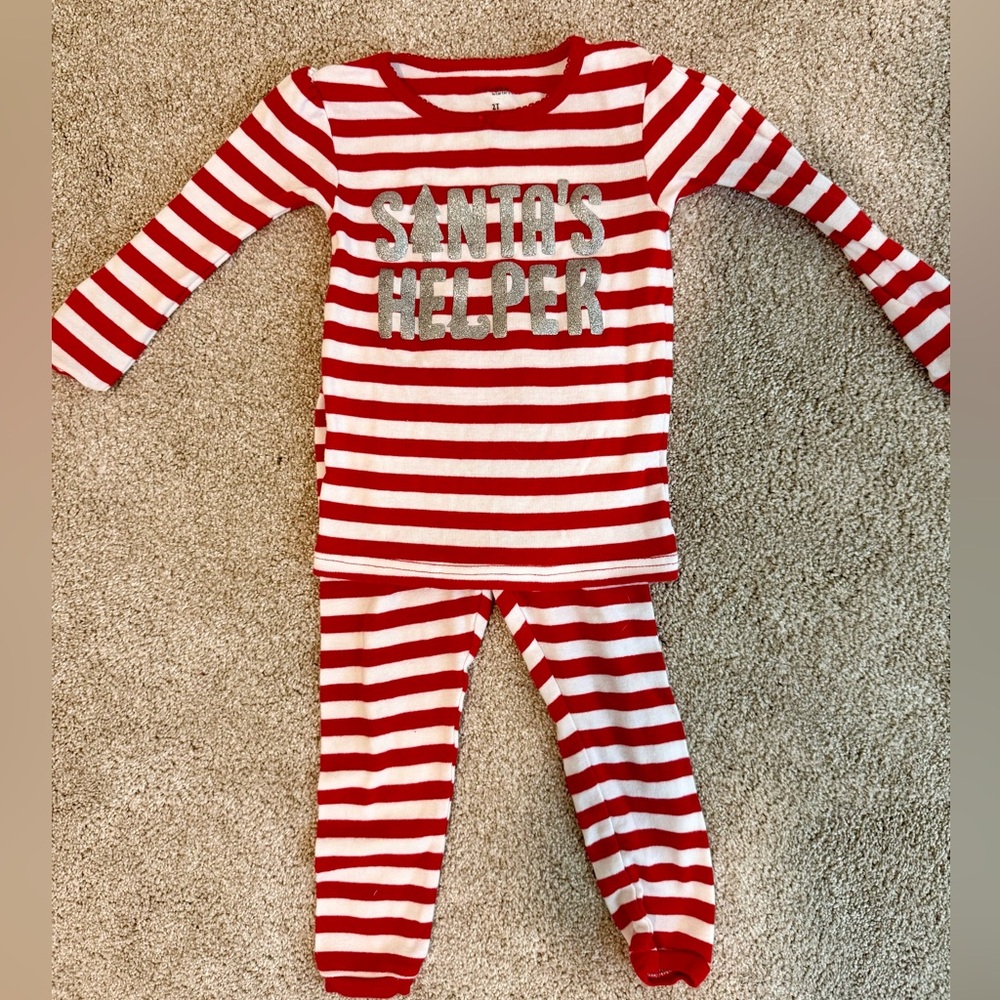Carters girls Santa’s helper Christmas pjs 2T